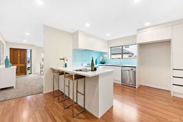 3 Bordeaux Parade Te Atatu South_5