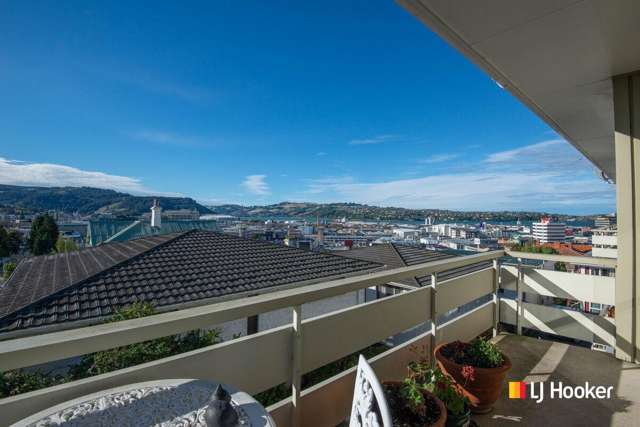 Fully furnished and a fantastic location!