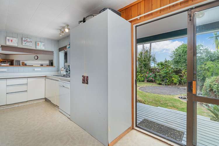 8 Parkland Place Whitianga_12