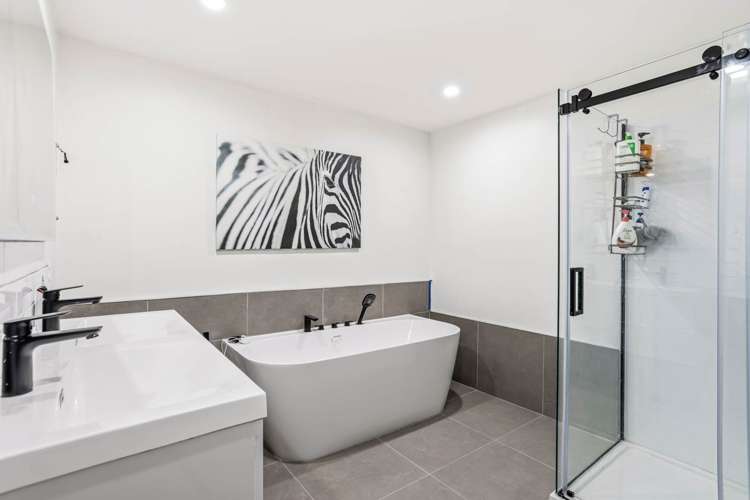 21 D'Oyly Drive Stanmore Bay_10