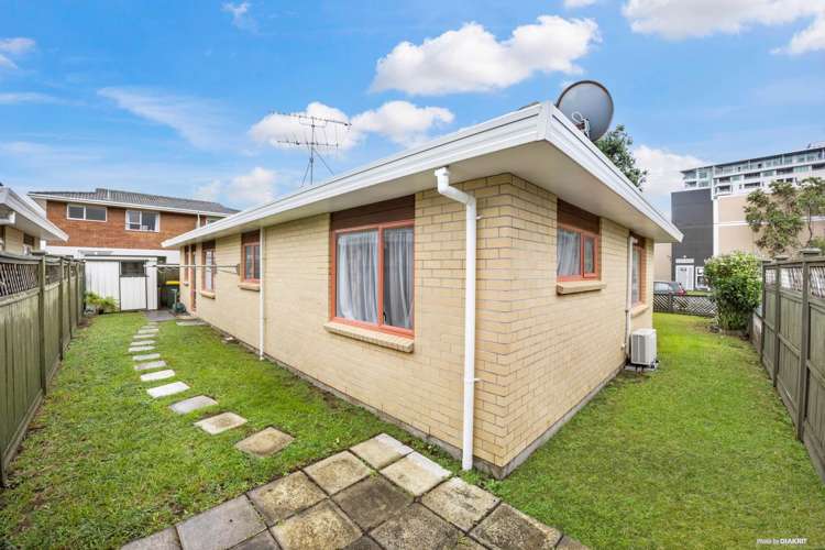 1/16 Moenui Avenue Orewa_11