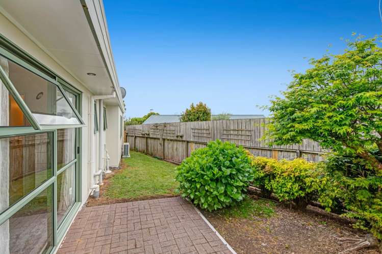 2/11 Bronzewing Terrace Unsworth Heights_8