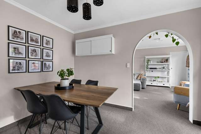 19a Menin Road Onekawa_2