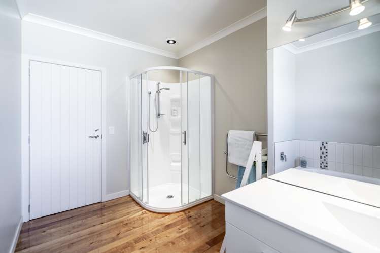 20 Wetlands Road Te Anau_23