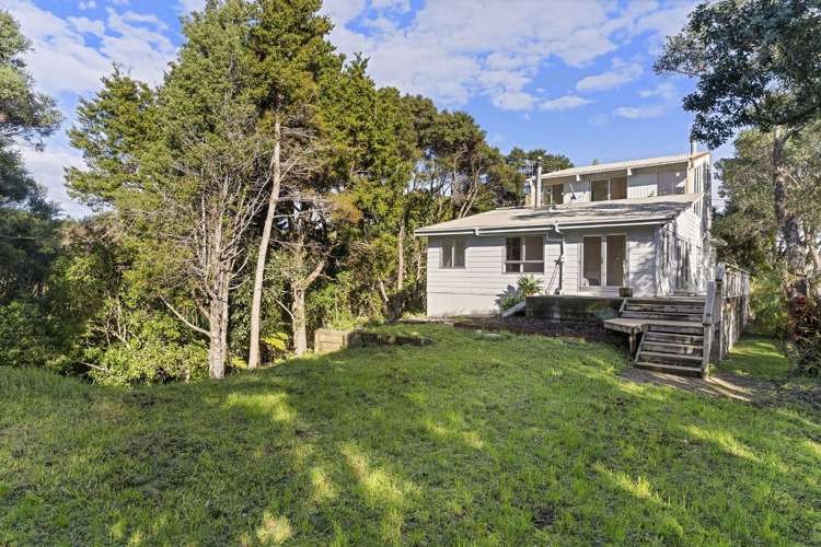 2 Barr Road Mahurangi West_16