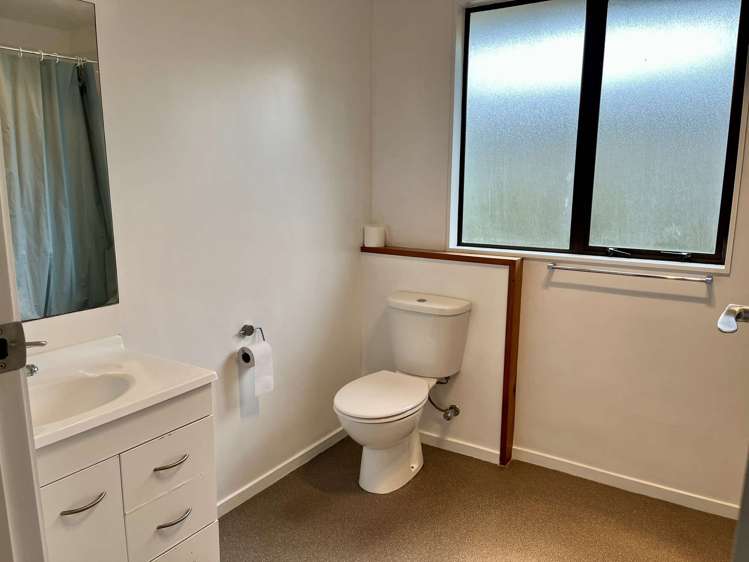 9a Taioma Crescent Te Atatu Peninsula_9