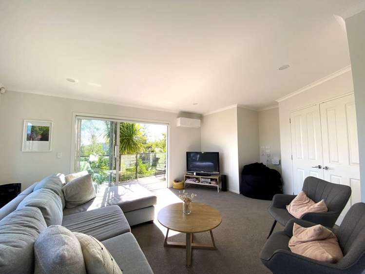 2/23 Peach Road Glenfield_8