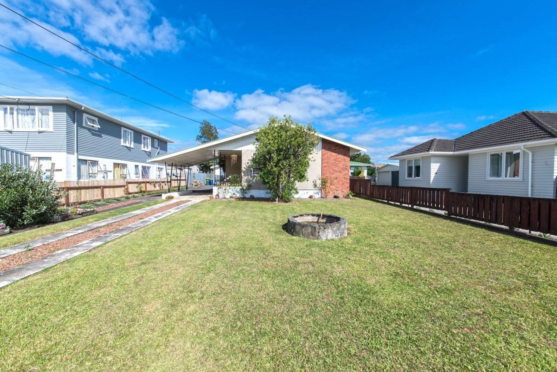 708 Te Atatu Road Te Atatu Peninsula_0