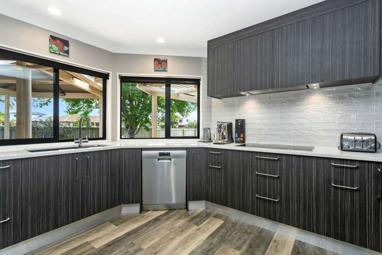 4 Trossach Place Wattle Downs_6