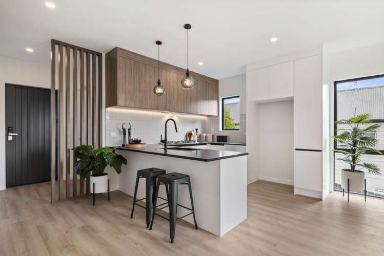 11a Dianthus Place Browns Bay_16