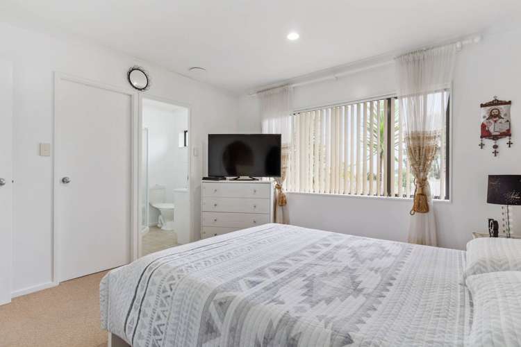 61 Senator Drive Manurewa_14