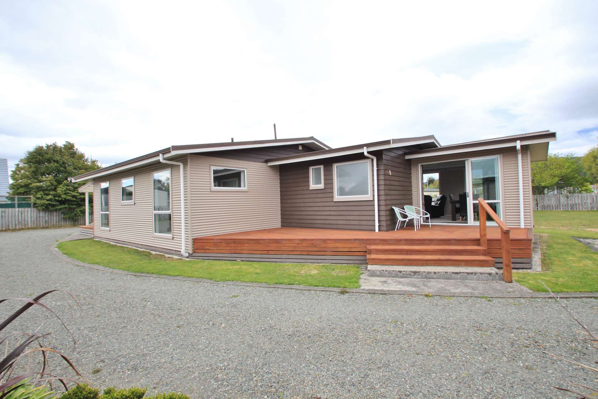 8 MotuAu Close Manapouri Southland Houses for Sale One Roof