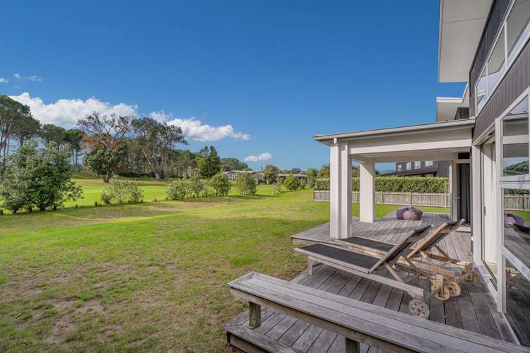 112 Ashley Place Matarangi_29