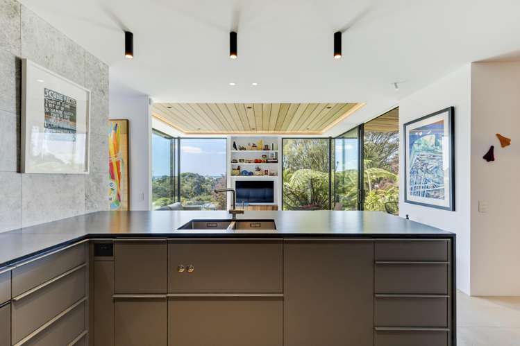 6 Victoria Road New Plymouth Central_11