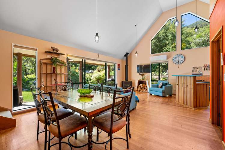 243 Boons Valley Road Waikawa_5