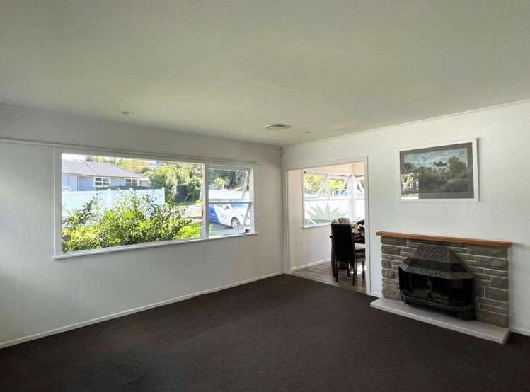 43 Hilling St Titirangi_4