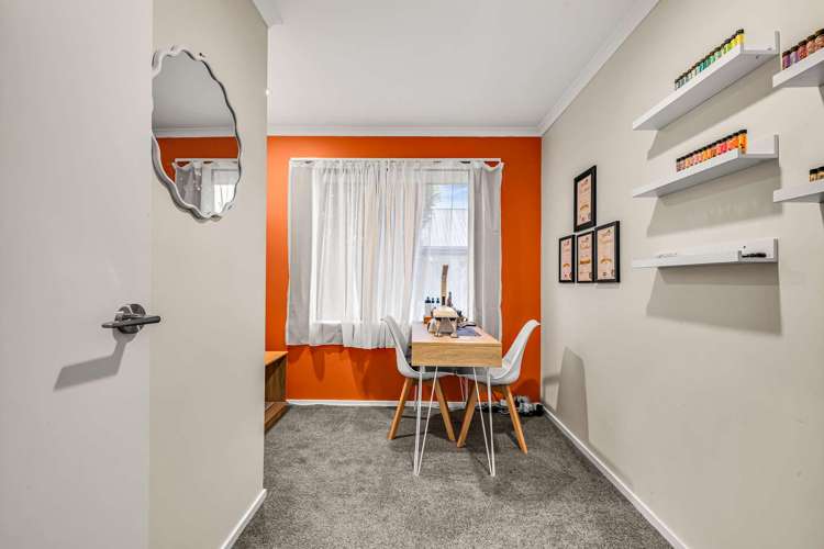 15 Otia Drive Richmond_14