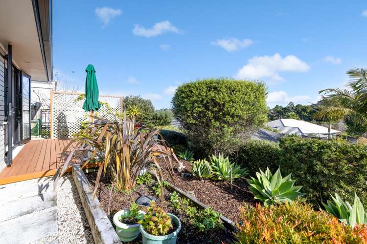 4 Hewson Drive Snells Beach_25