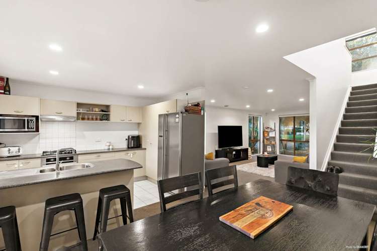 48 Bruce Pulman Drive Takanini_4