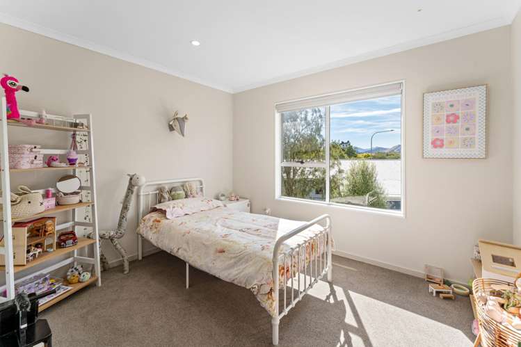 4 Lord Auckland Road Wakefield_12