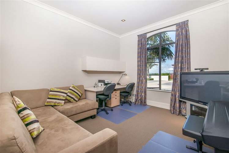 20 Hawthorne Lane Kingseat_11