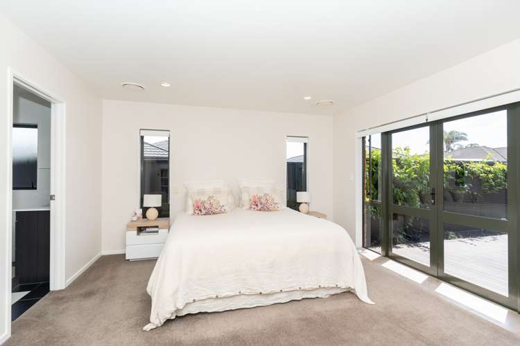 20 Merlin Close Huntington_21