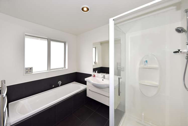 4 Reeds Road Darfield_13