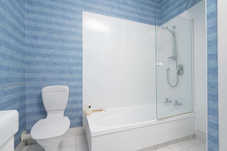 10 Albert Terrace St Martins_18