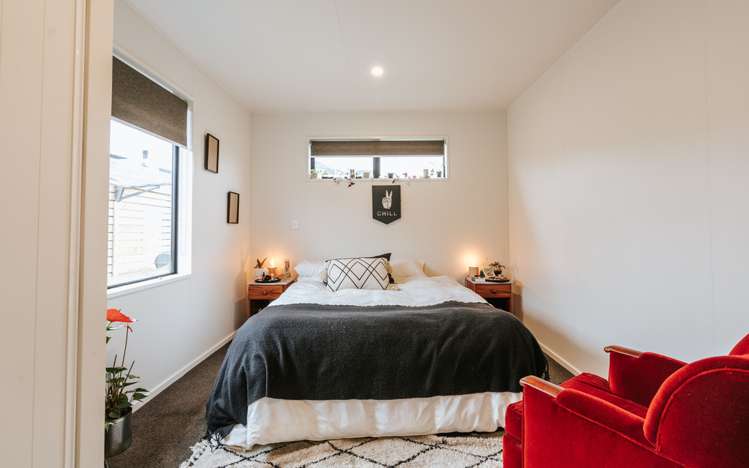 31 Finch Street Albert Town_21