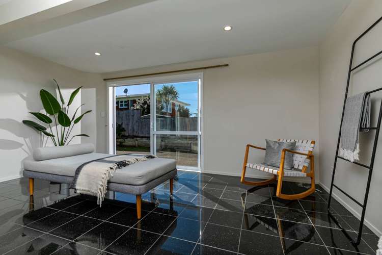 2/28 East Coast Road Milford_25