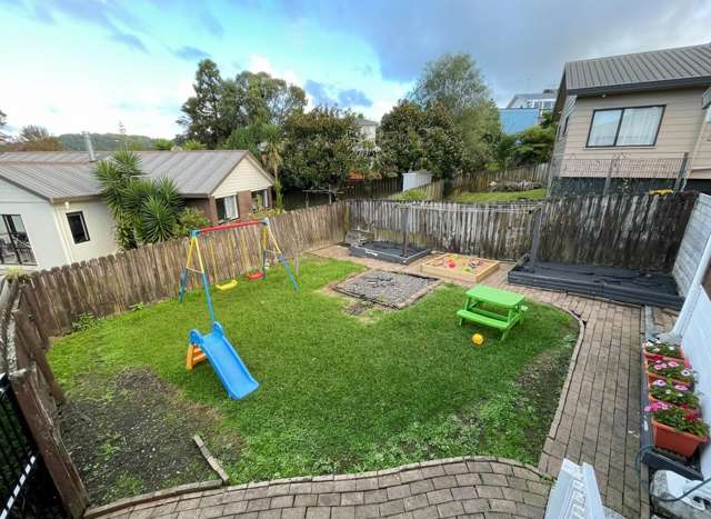 1 John Webster Place Glen Eden_3