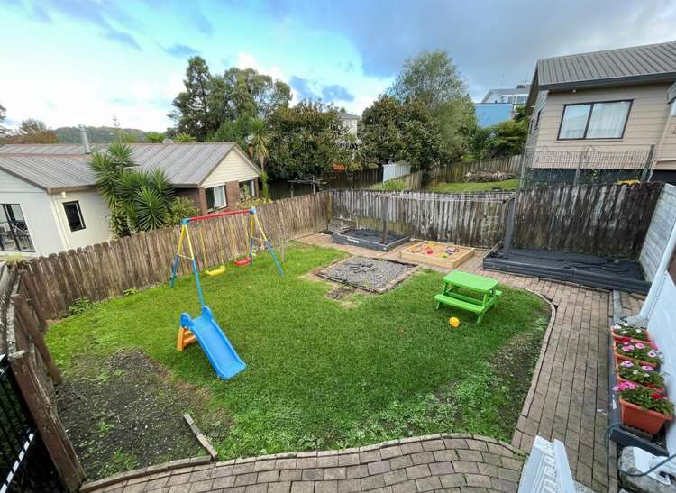 1 John Webster Place Glen Eden_7