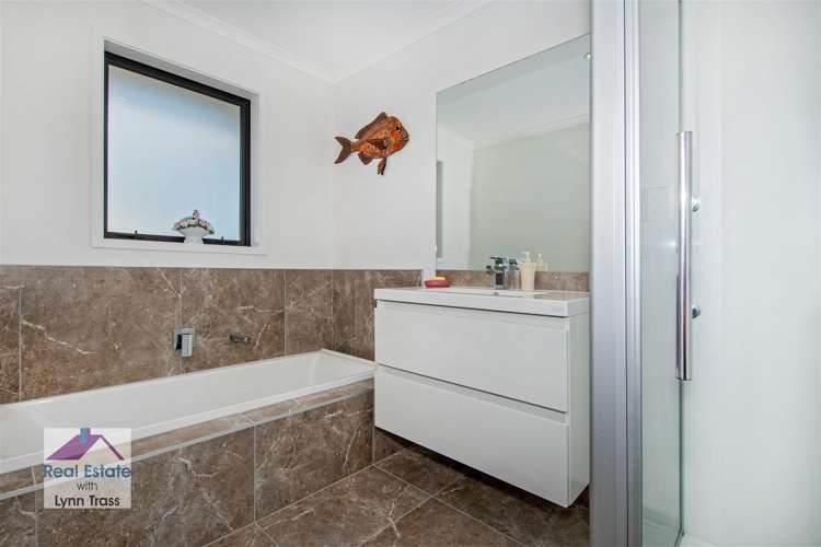 8 Dunstan Avenue Tikipunga_19