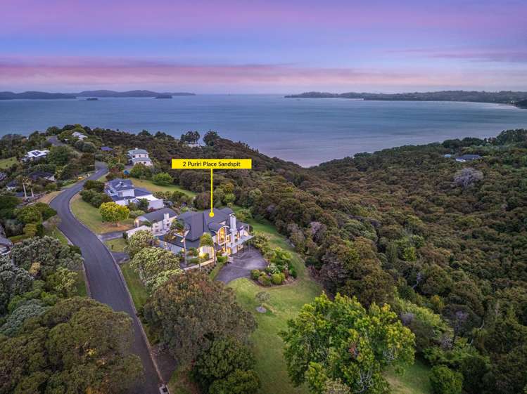 2 Puriri Place Sandspit_47