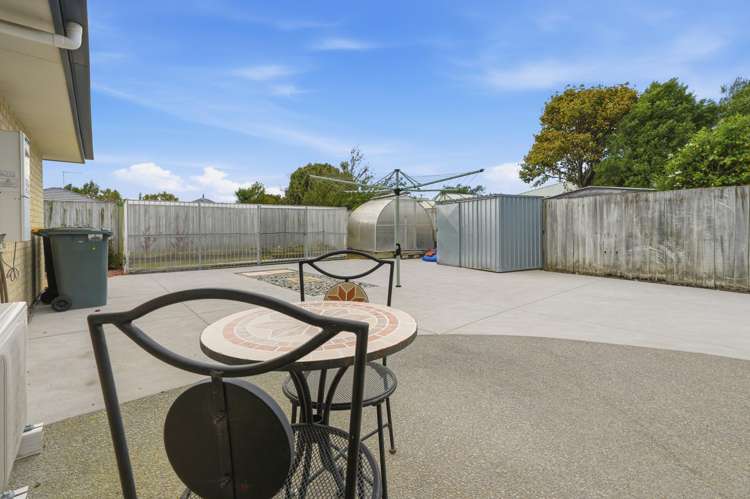 4 Devon Crescent Darfield_16