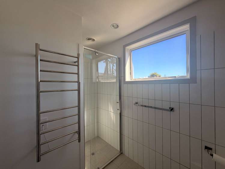 1/70 Barrack Road Mt Wellington_10