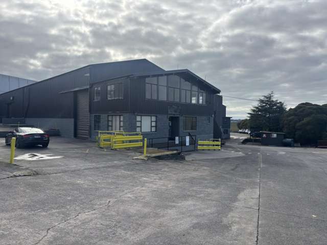 674.44m&sup2; Heavy Industrial Warehouse