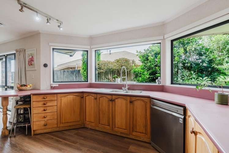 5 Church Road Pukete_11