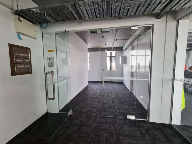 88 Broadway Newmarket_1
