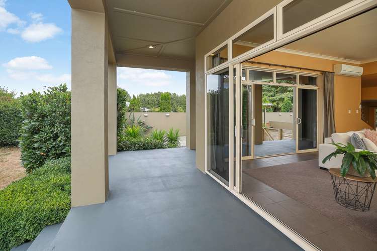 130 Holmwood Drive Ngahinapouri_4