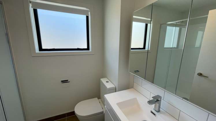 11 Whanui Place Māngere Bridge_9