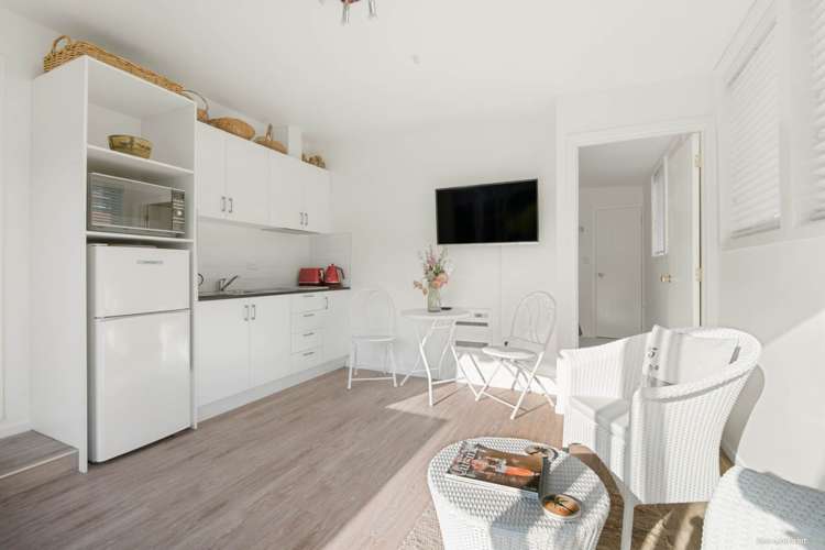 1051b Whangaparaoa Road Tindalls Beach_14