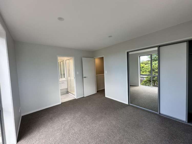 8/51 Wharf Road 1801_17