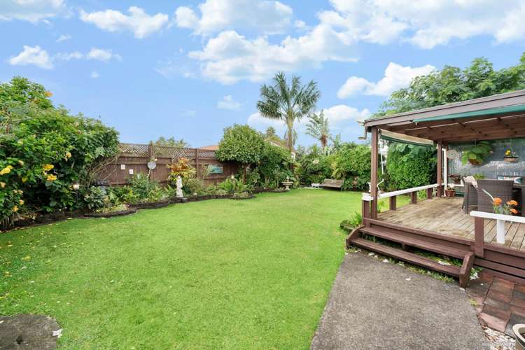 11 Sunningdale Street Wattle Downs_8