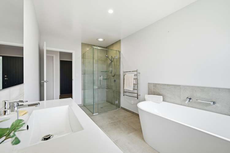 58 Carroll Place Owhata_19