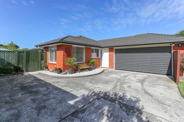 9 Bluebell Lane Woolston_12