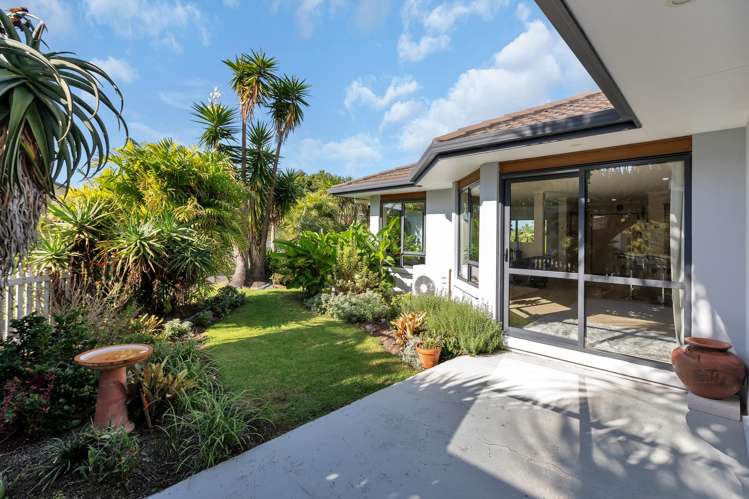 55 Pyle Road West One Tree Point_17