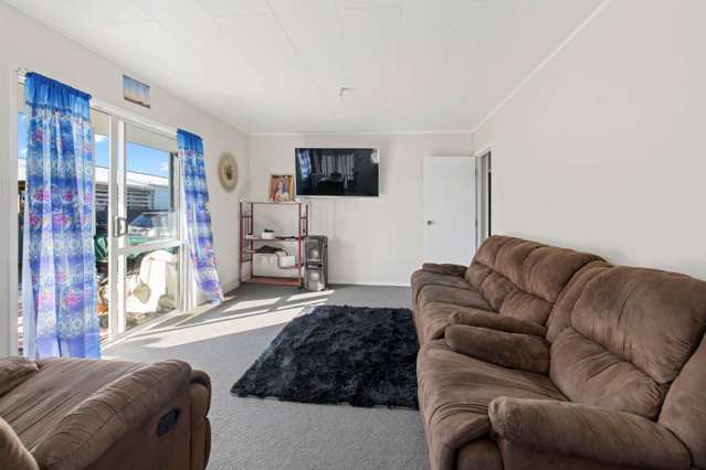 78 Burundi Avenue Clendon Park_3