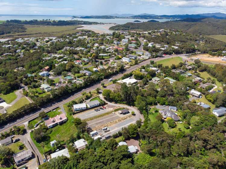 3 Garden Court Paihia_25
