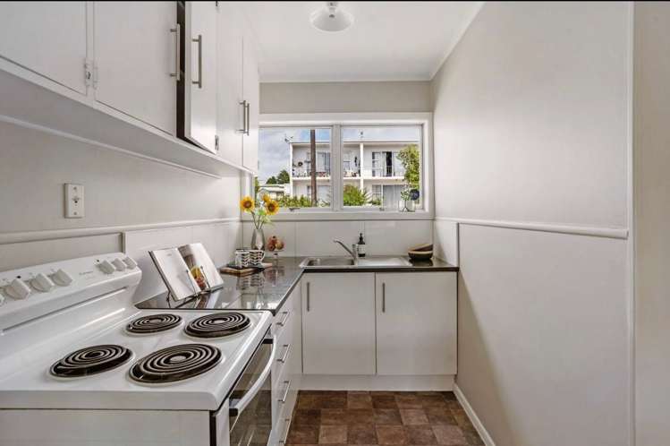 3/68 Rua Road Glen Eden_3